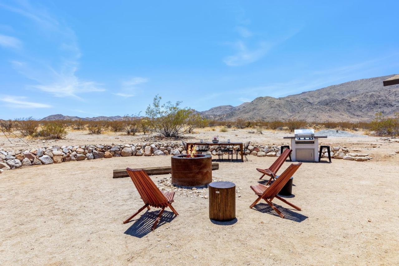 فيلا 1 Minute To Joshua Tree National Park, Hot Tub, Stars, Private - The Wkndr تونتي ناين بالمز المظهر الخارجي الصورة
