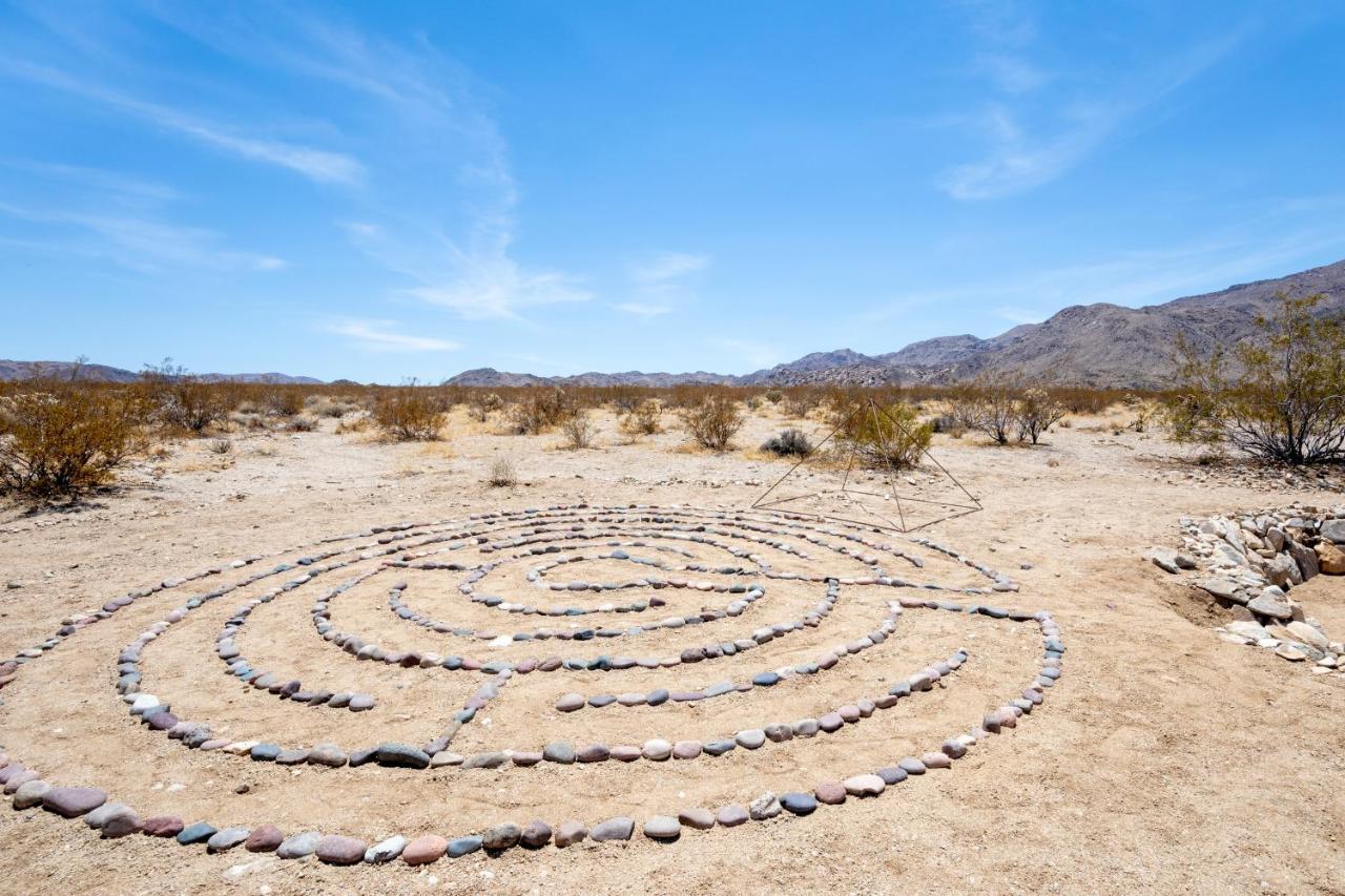 فيلا 1 Minute To Joshua Tree National Park, Hot Tub, Stars, Private - The Wkndr تونتي ناين بالمز المظهر الخارجي الصورة